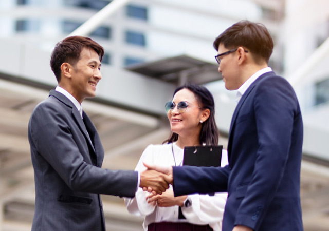 Refer and Earn. Get 0.10% p.a. off your next loan or up to S$5,000 in FairPrice vouchers. Start referring now!